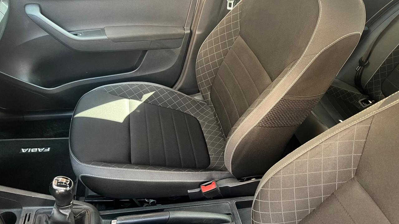 Skoda Fabia 1.0 MPI 75 CV Design Edition