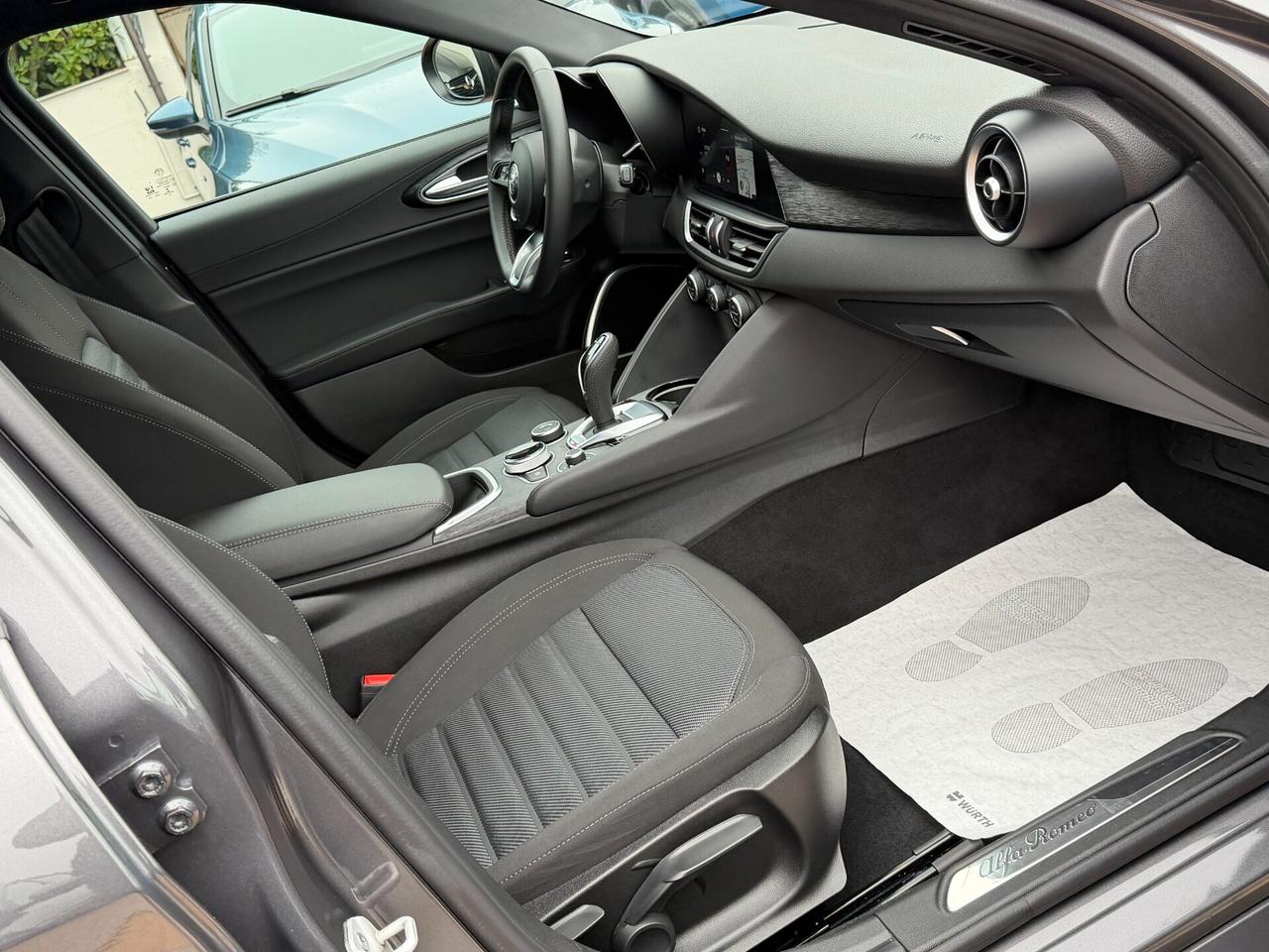 Alfa Romeo Giulia 2.2 TURBODIESEL 160 cv. AT8 SUPER BUSINESS