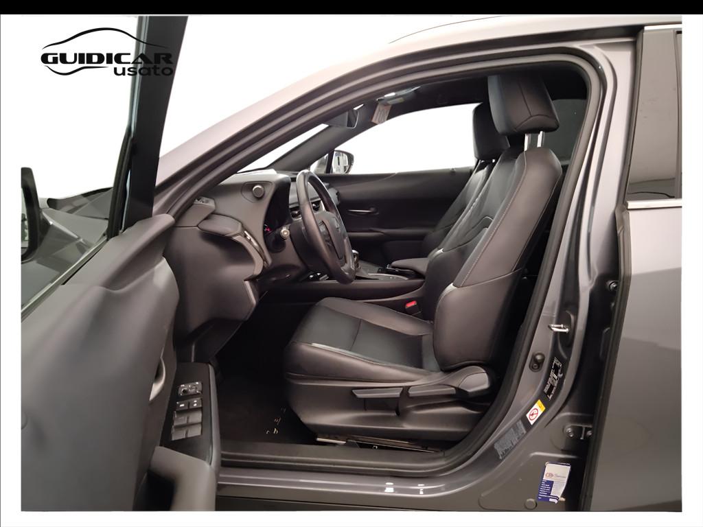 LEXUS UX 2019 - UX 250h 2.0 Executive 2wd cvt