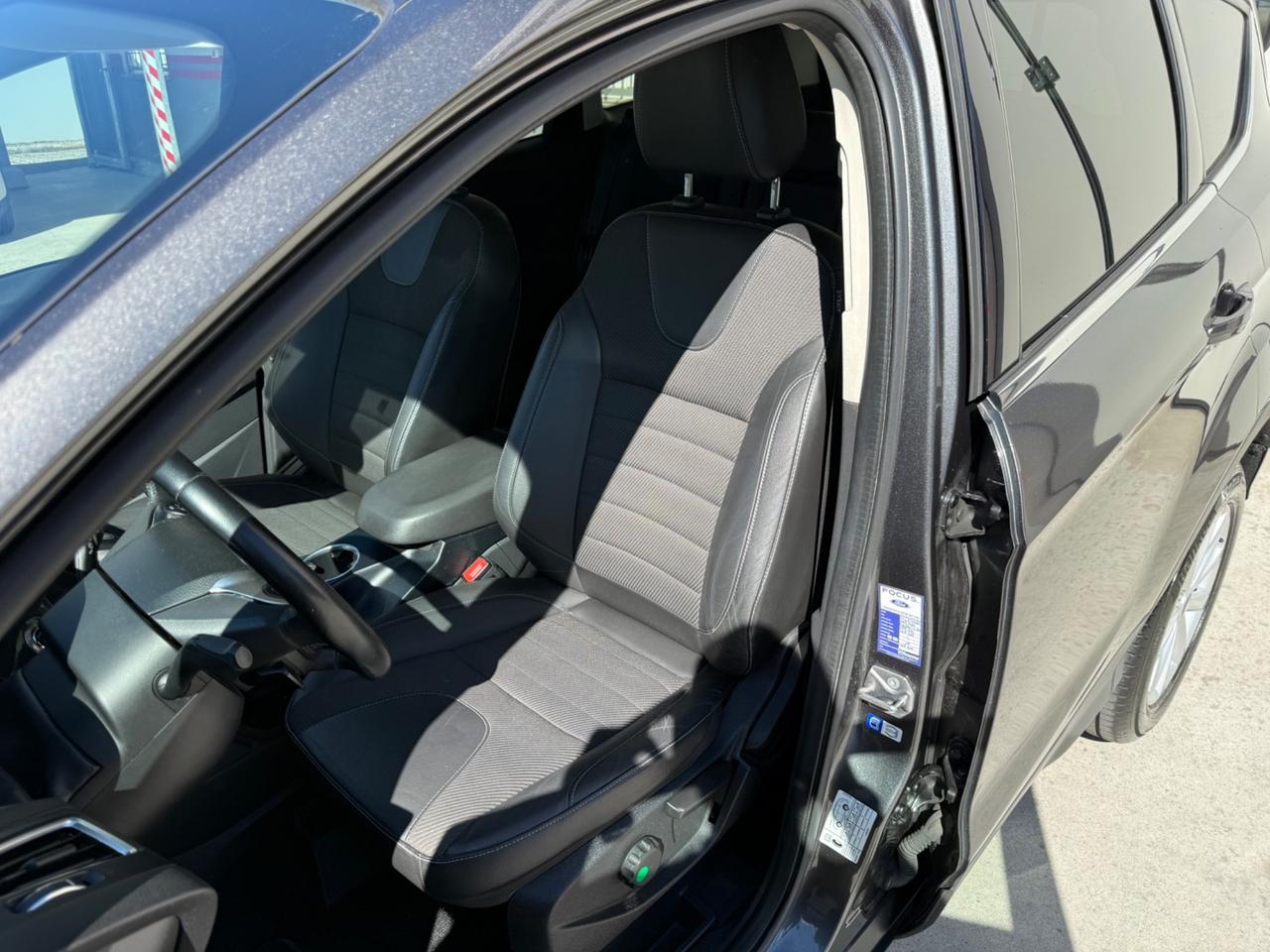 Ford Kuga 2.0 TDCI 150 CV S&S 4WD Powershift Titanium