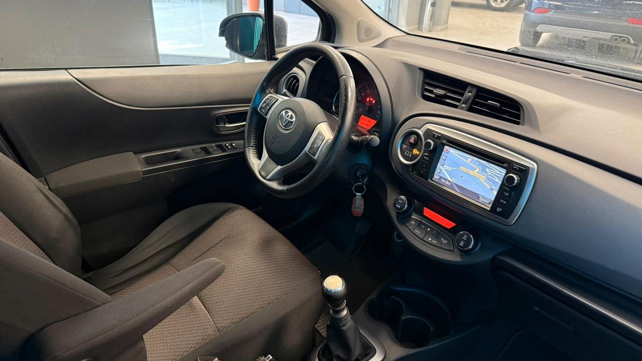 TOYOTA YARIS 1.4 D 5 PORTE LOUNGE 2014