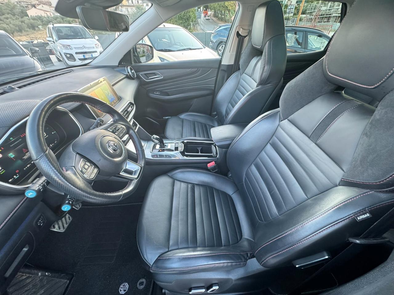 Mg EHS Plug-in Hybrid Luxury