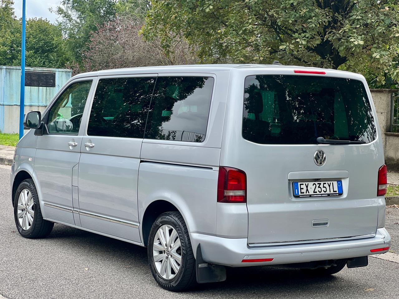 Volkswagen Multivan 2.0 BiTDI 180CV DSG 4 Motion Highline