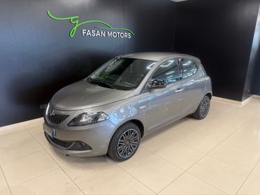 Lancia Ypsilon 1.0 firefly hybrid Silver Plus s&s 70cv