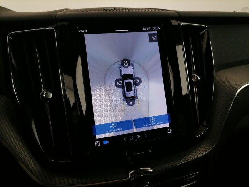 Volvo XC60 2.0 b4 R-design awd auto