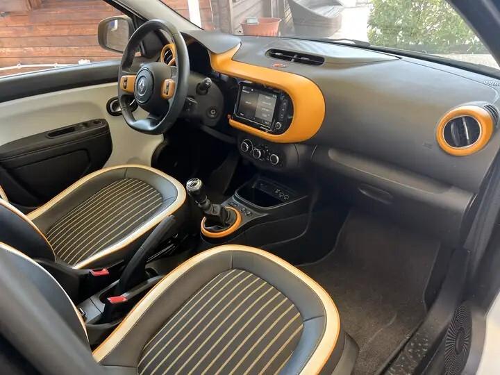 Renault Twingo SCe Stop&Start La Parisienne