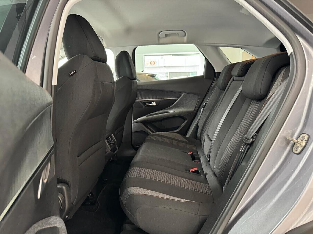 Peugeot 3008 BlueHDi 130 S&S Allure