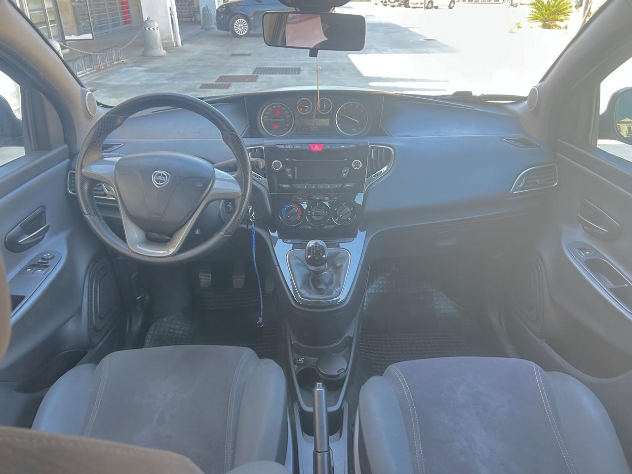 Lancia Ypsilon 1.2 GPL