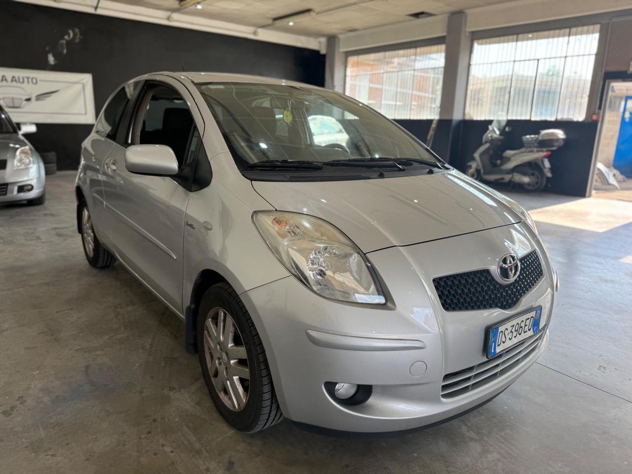 Toyota Yaris 1.4 D-4D 3 porte
