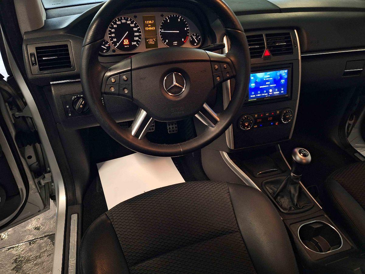 MERCEDES B 180 CDI Premium - GANCIO TRAINO - APPLE - RADIO DAB - X NEO-PATENT