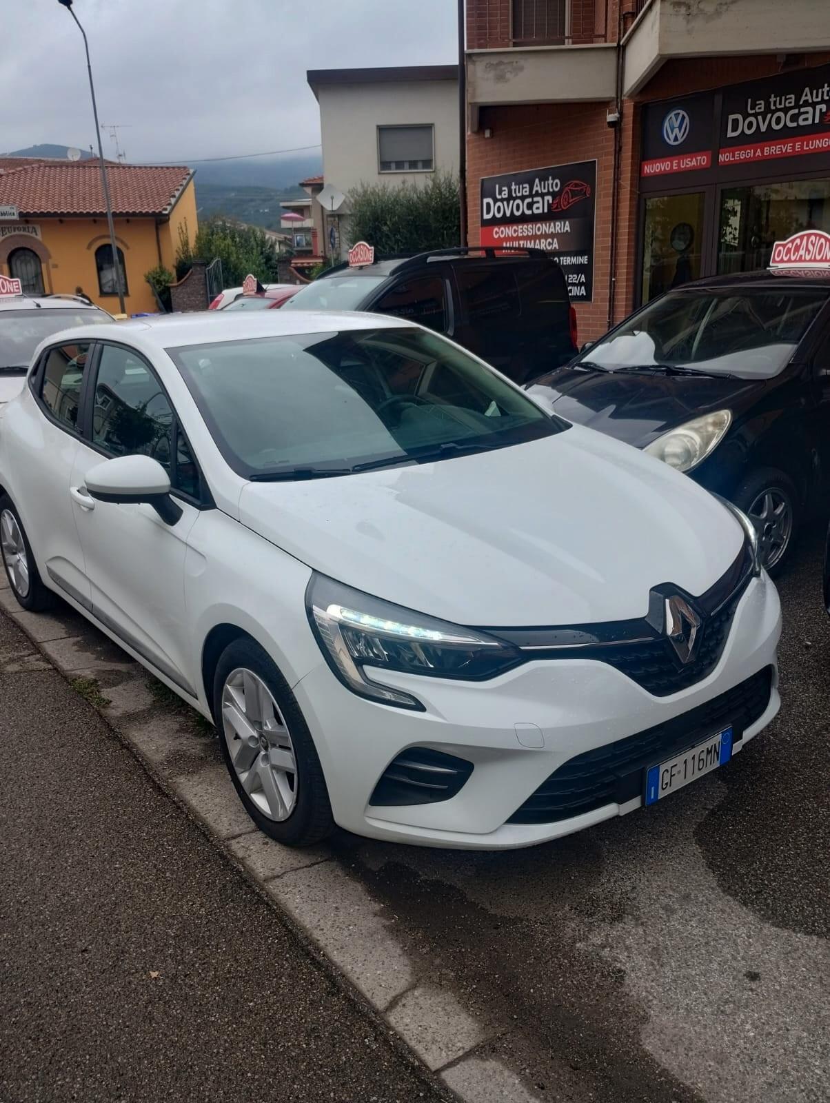 Renault Clio Full Hybrid E-Tech 140 CV 5 porte Initiale Paris
