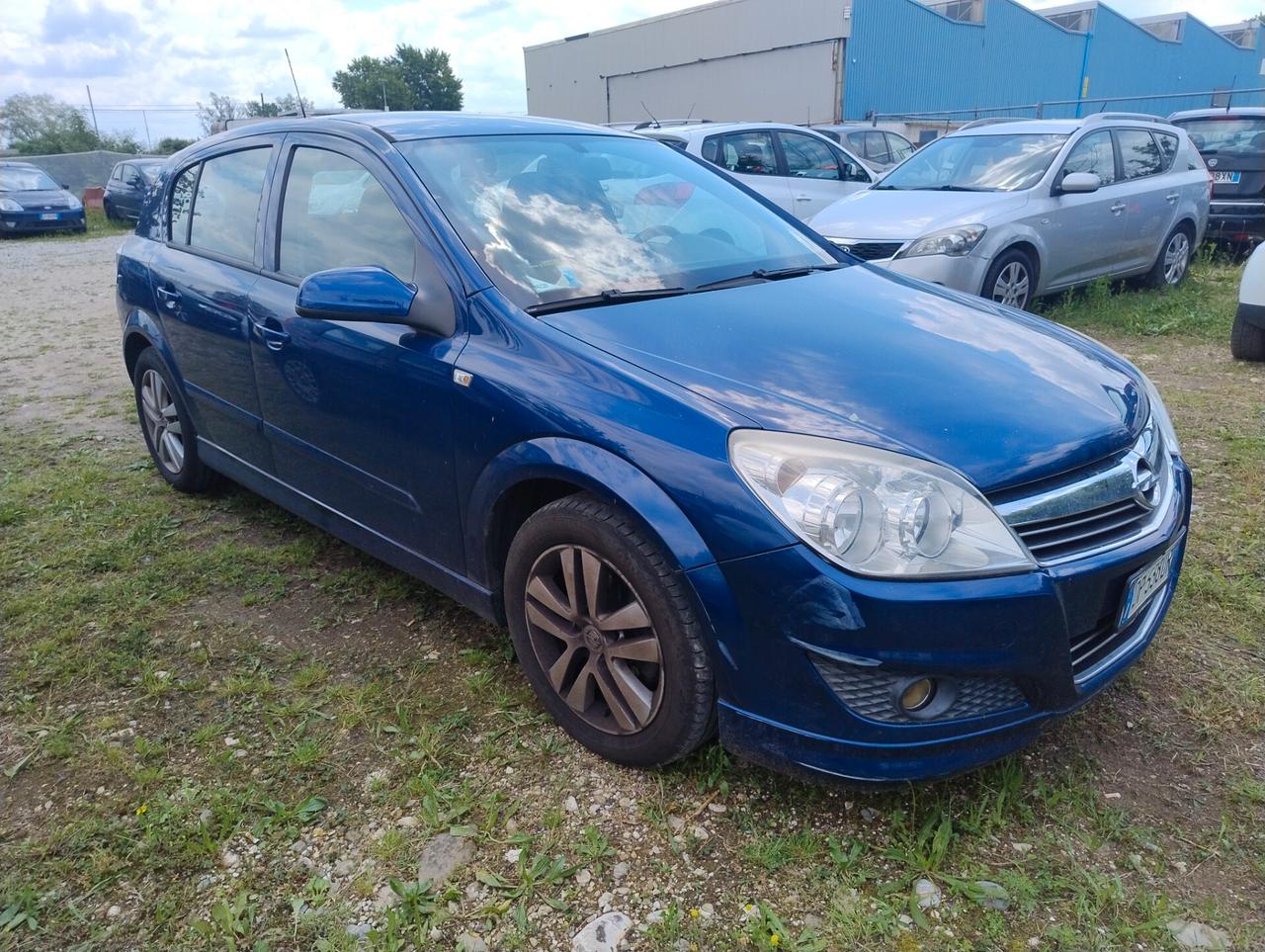 Opel Astra 1.6 16V VVT 5 porte Easytronic Cosmo
