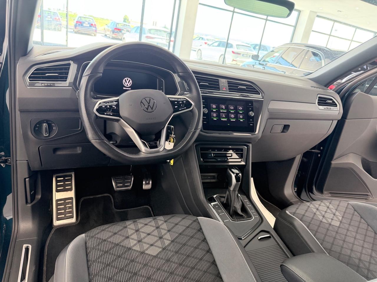 Volkswagen Tiguan 2.0 TDI 150 CV SCR DSG R-Line