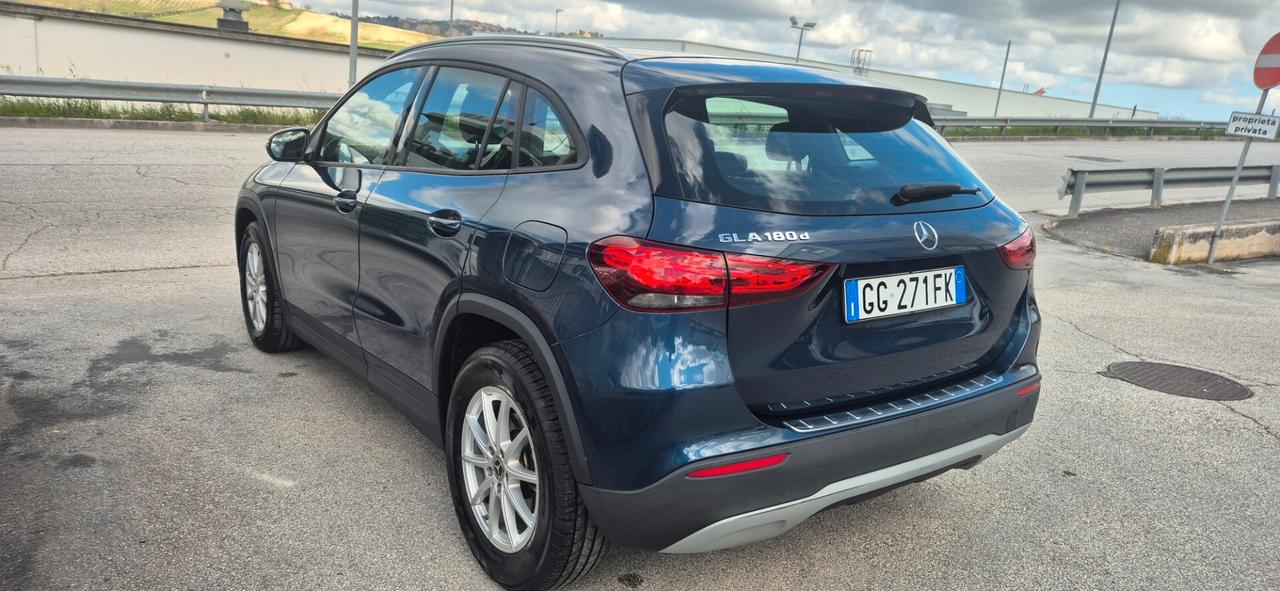 Mercedes-benz GLA 180 d Automatic Executive NEOPATENTATI