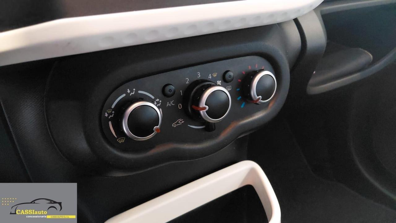 Renault Twingo 1.0cc 70cv km certificati