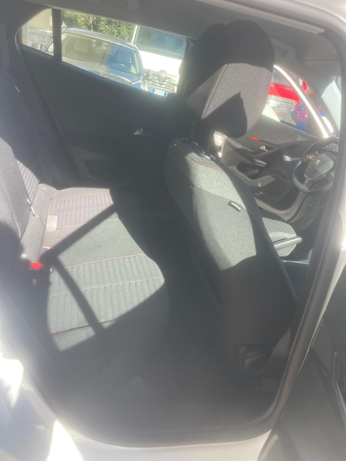 Peugeot 2008 PureTech 100 S&S Active Pack