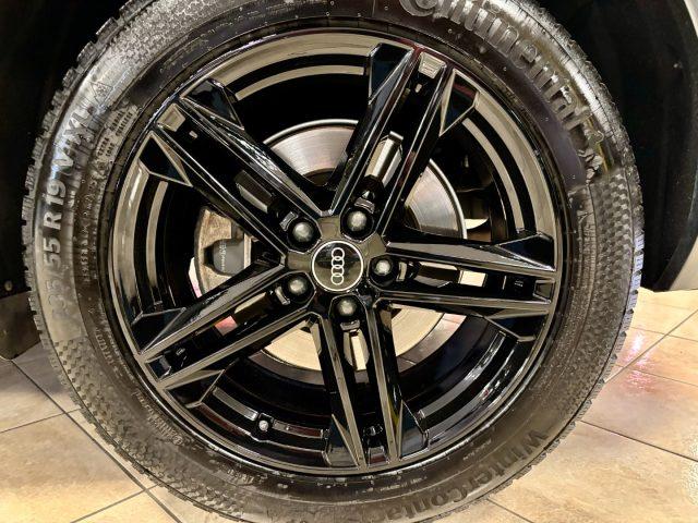 AUDI Q5 40 TDI 204 CV quattro S line - NIGHT PACK - UNIPRO
