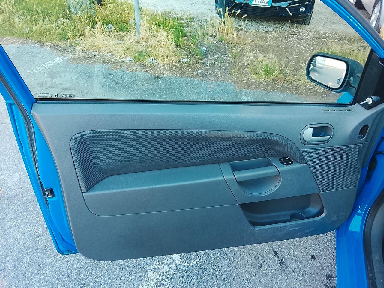 Ford Fiesta 1.2 16V 3p. NEOPATENTATI OK