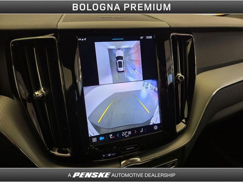 Volvo XC60 XC60 B5 AWD automatico Plus Dark