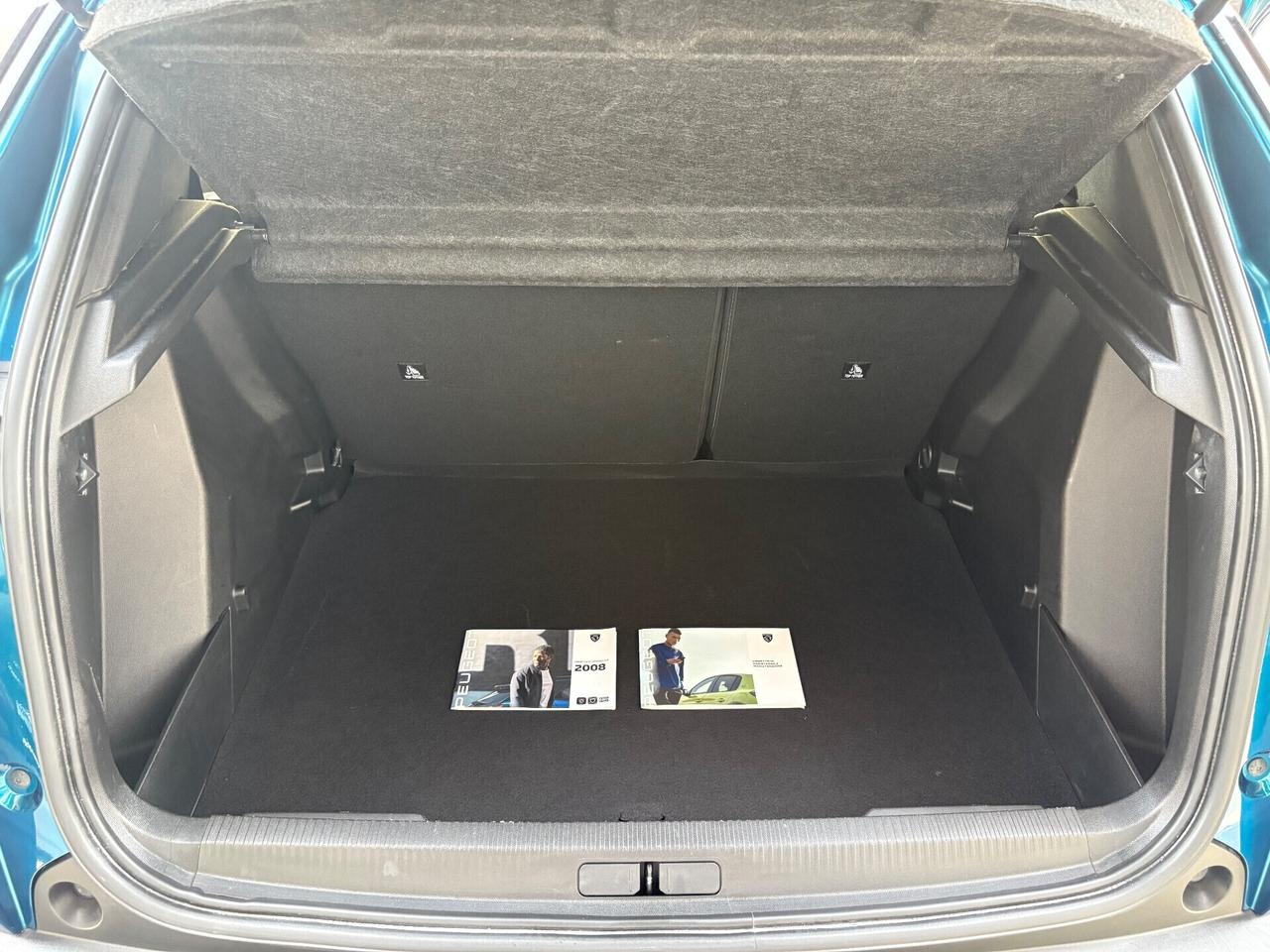 Peugeot 2008 EAT8 Allure FULL/LED PARI AL NUOVO