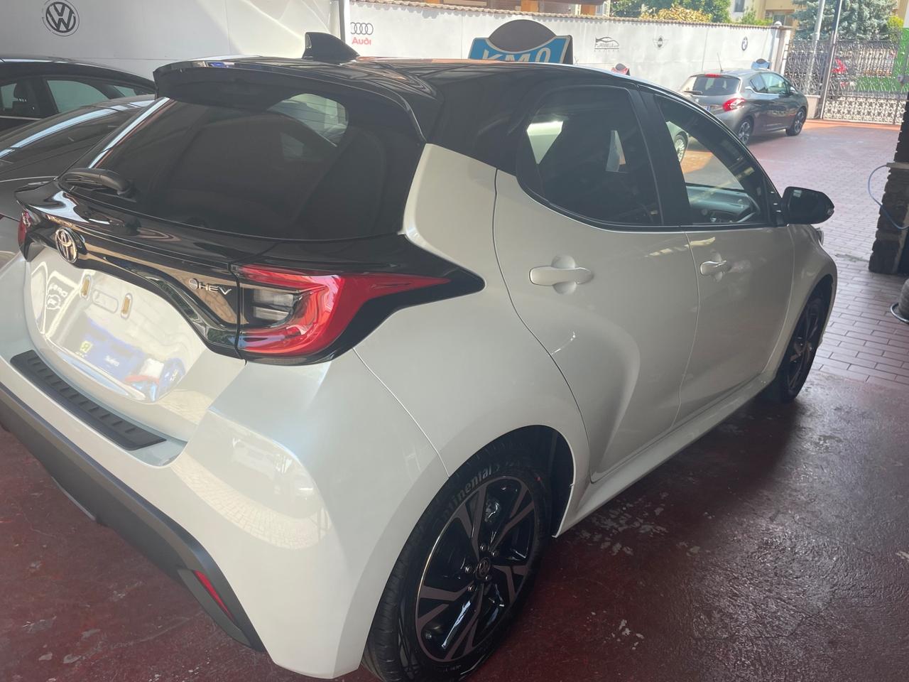 Toyota Yaris 1.5 Hybrid 5 porte Trend