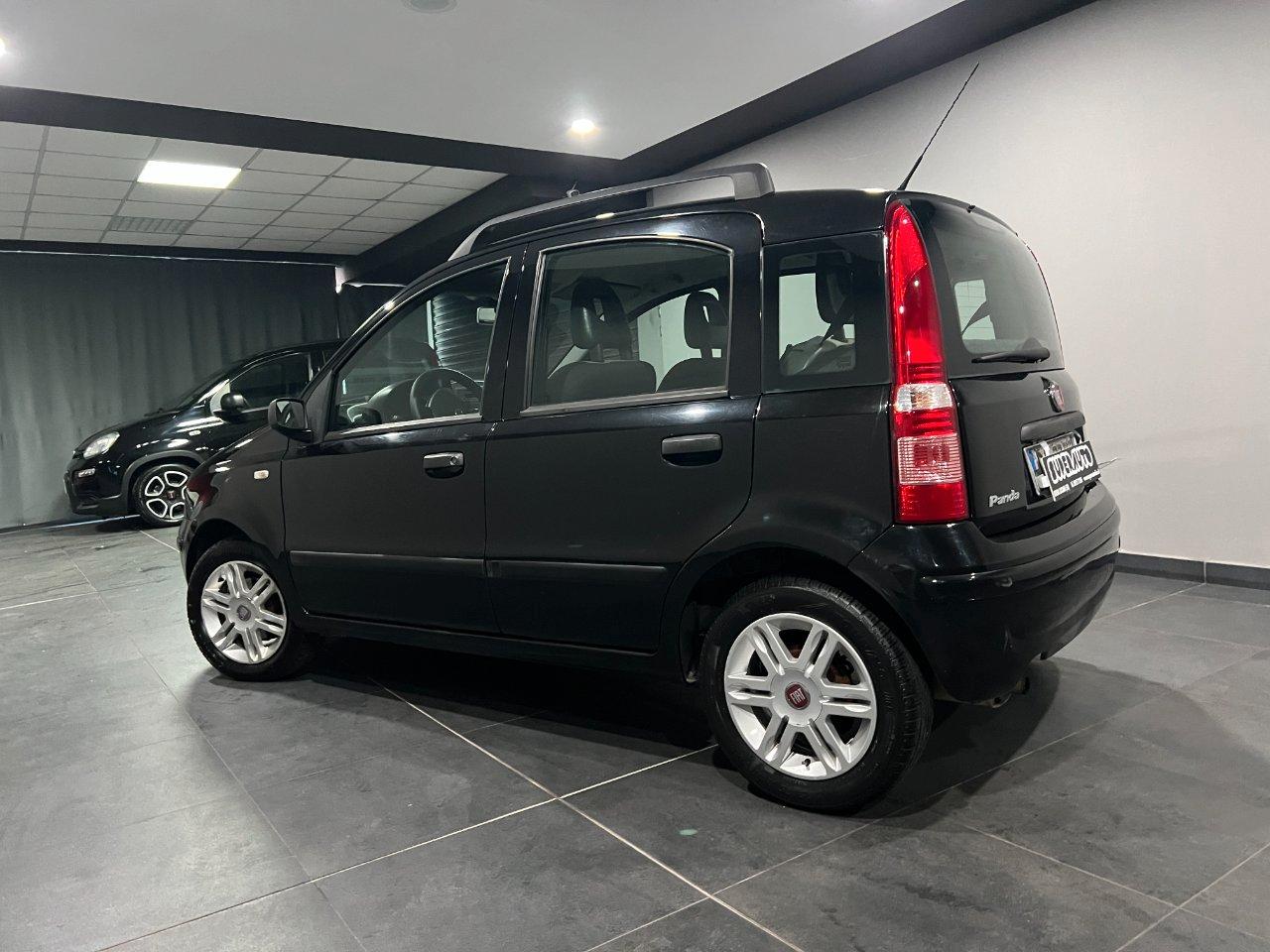 Fiat Panda 1.2 DYNAMIC DUALOGIC (CAMBIO AUTOMATICO)