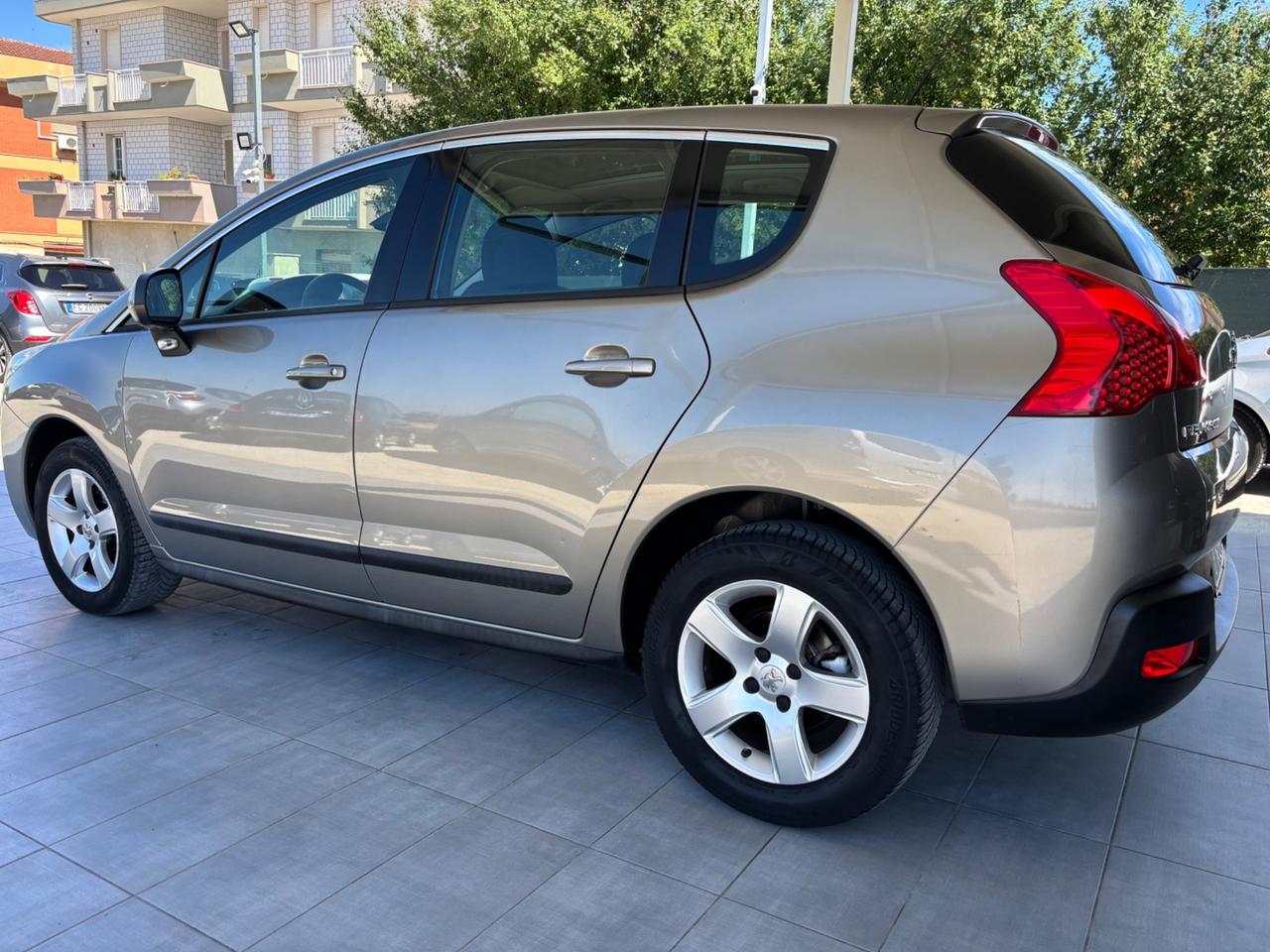 Peugeot 3008 1.6 HDi 112CV Allure