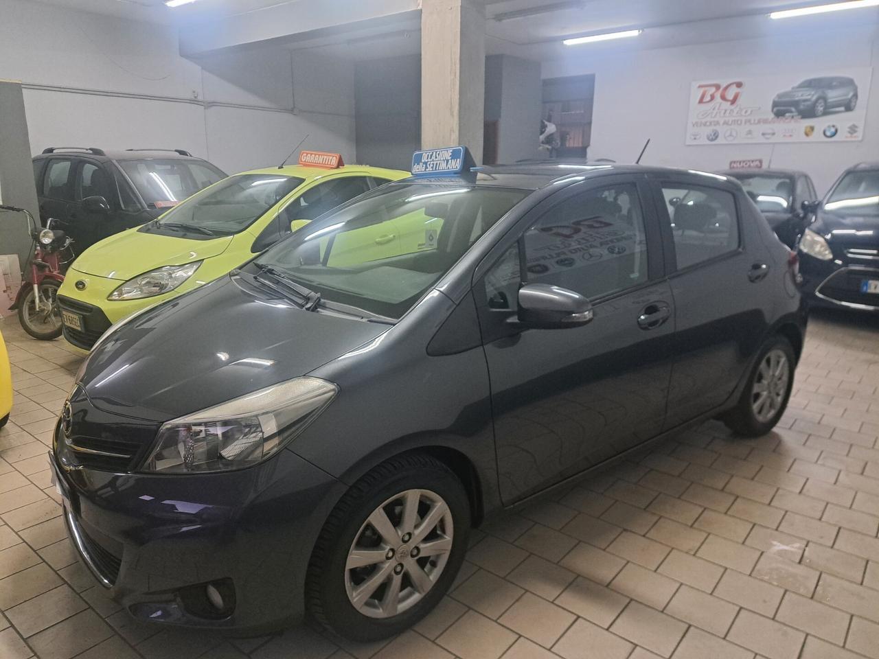 Toyota Yaris 1.0 ben unico prop 2013
