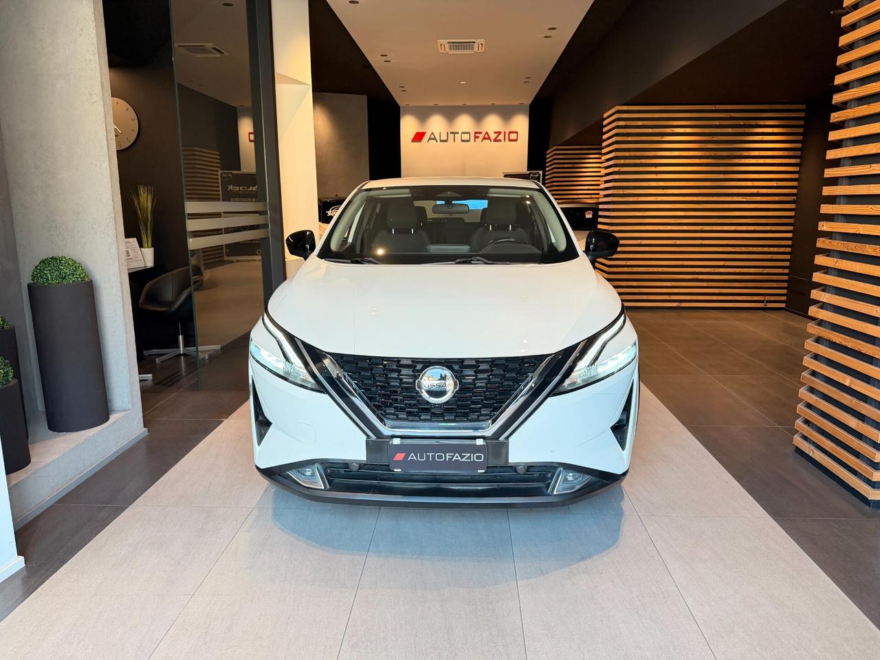 Nissan Qashqai MHEV 140 CV Business