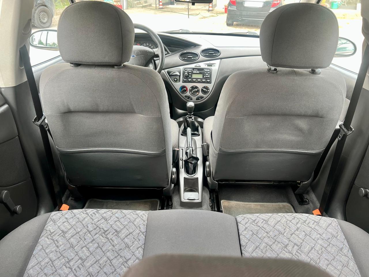 Ford Focus 1.8 TDDi cat 5p. Ambiente