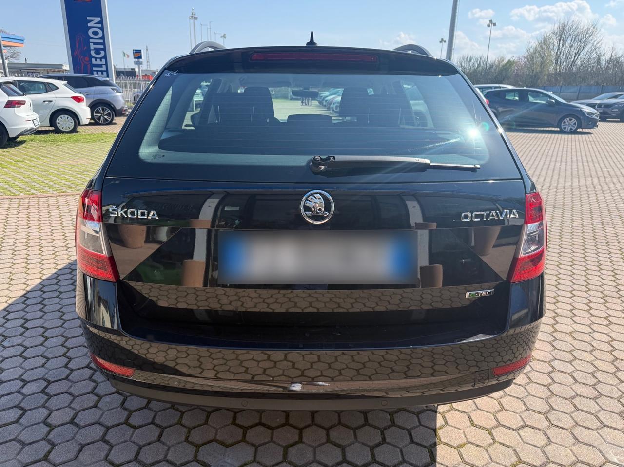 Skoda Octavia 1.5 DSG Wagon Ambition G-Tec OK NEOPATENTATI