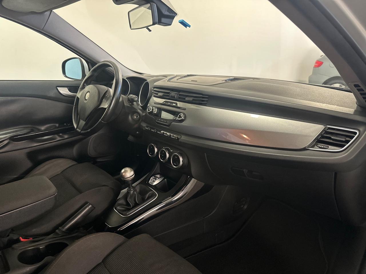 Alfa Romeo Giulietta 1.6 JTDm-2 105 CV Distinctive NEOPATENTATI