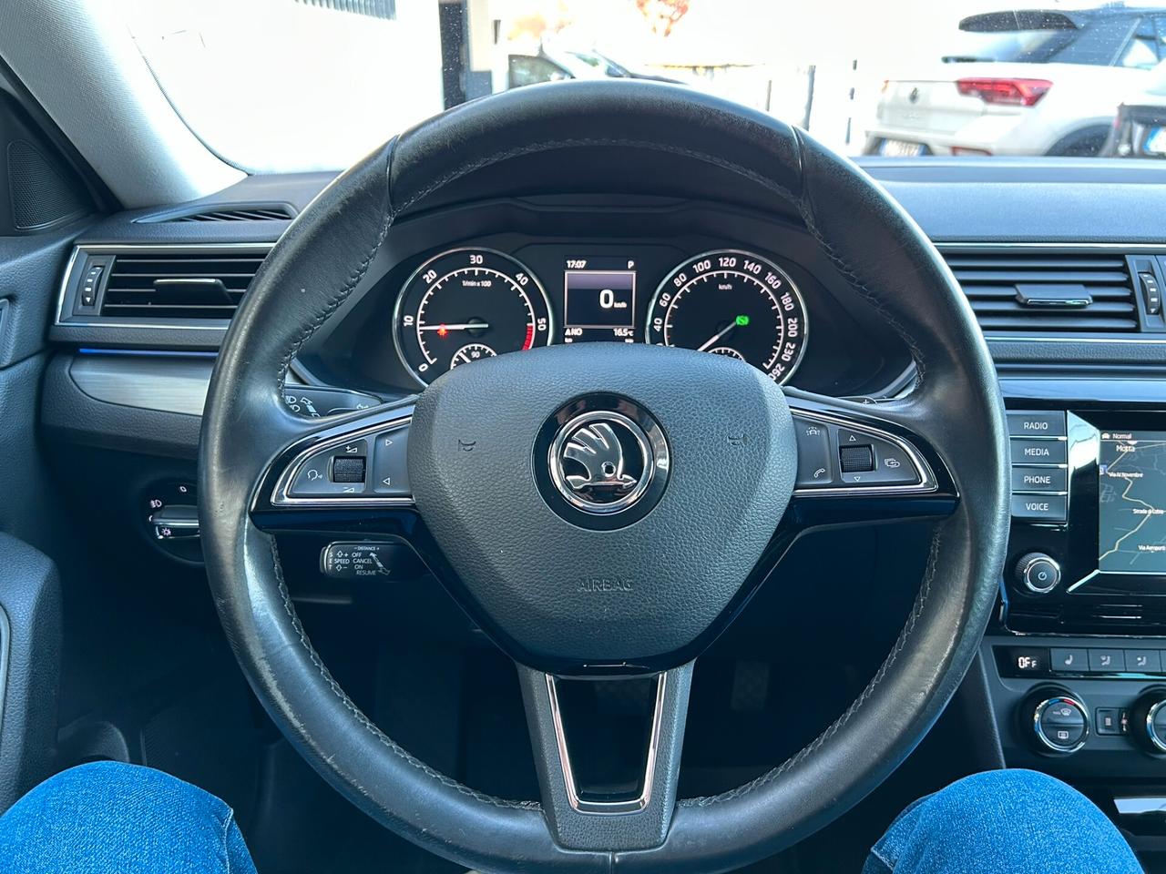 Skoda Superb 2.0 TDI 190 CV SCR DSG Wagon Ambition