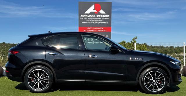 MASERATI Levante V6 Diesel 250cv AWD Granlusso (Tetto/APP/Retro)
