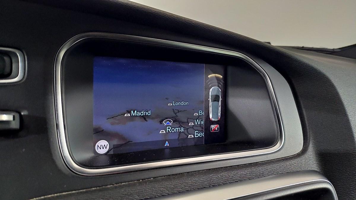 VOLVO V40 T3 Geartronic R-Design