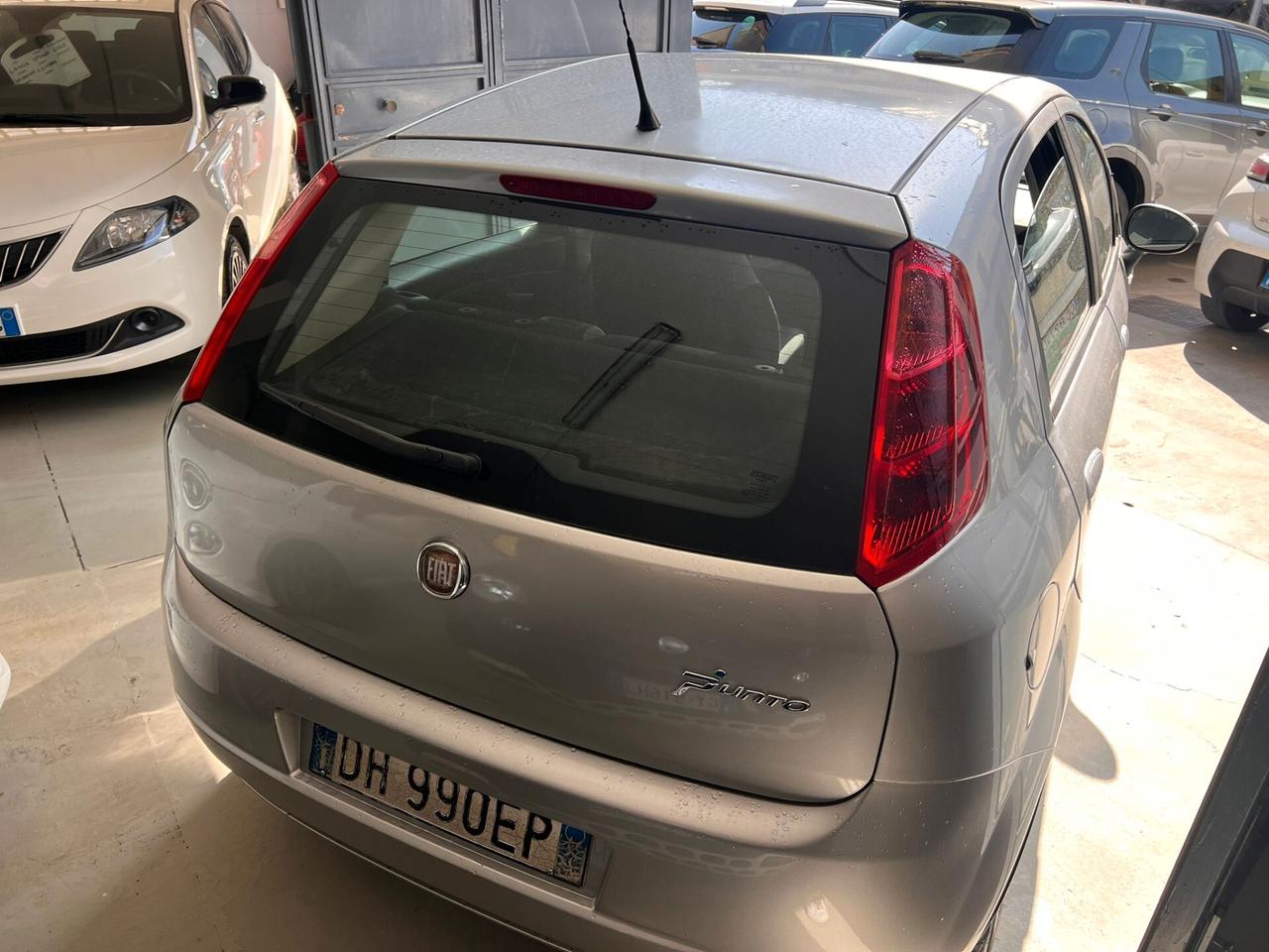 Fiat Grande Punto 1.3 MJT 75 CV 5 porte Dynamic