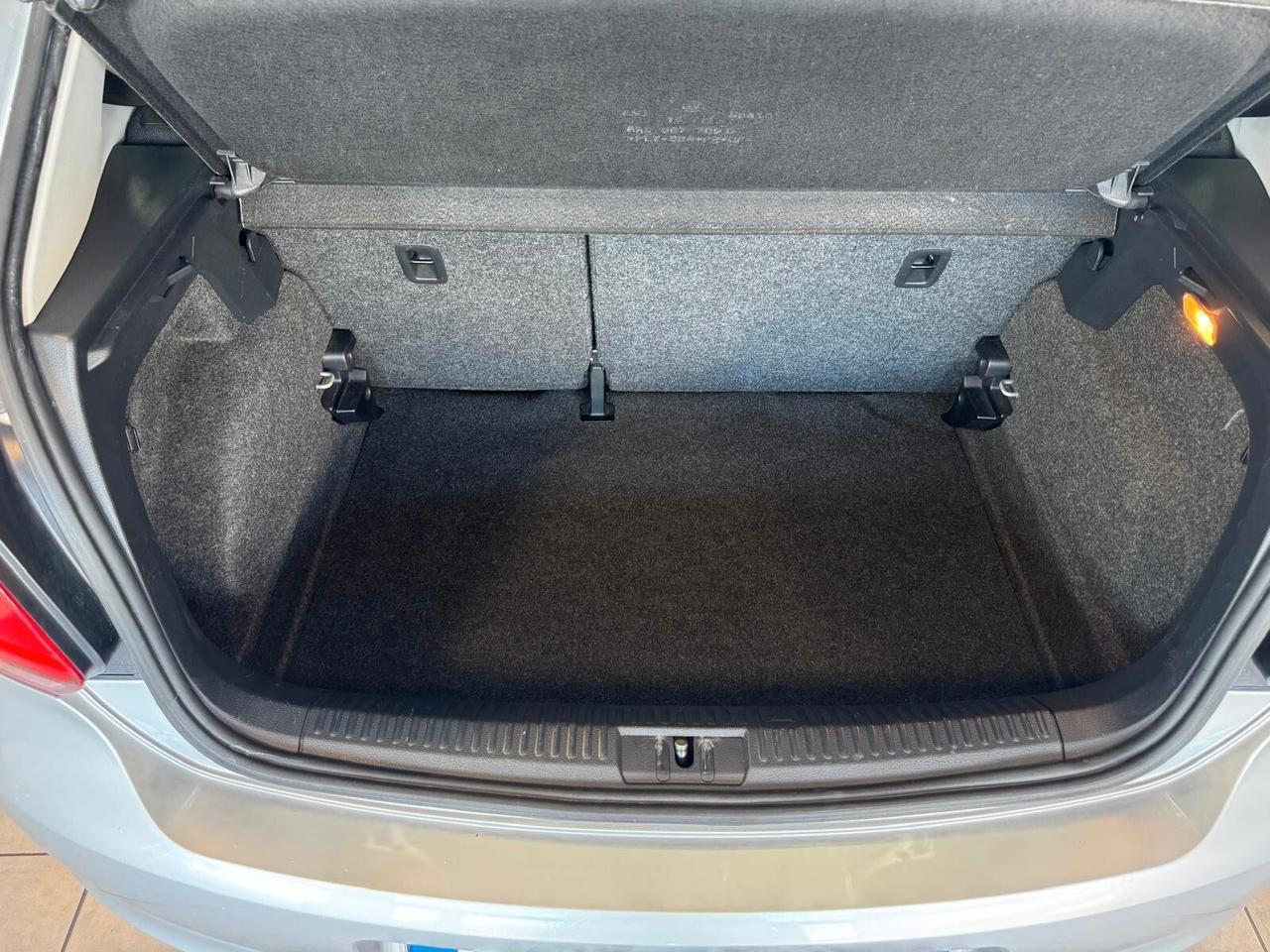 Volkswagen Polo 1.6 TDI 90CV 5P Comfortline 2011