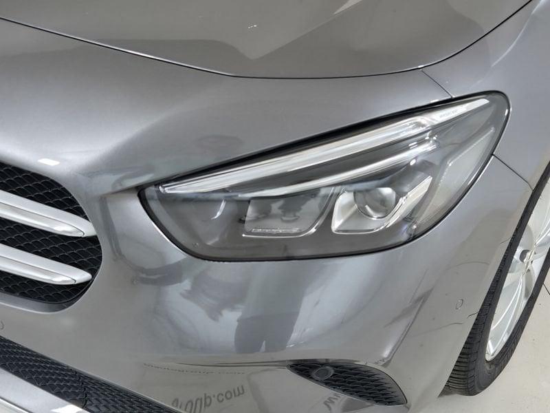 Mercedes-Benz Classe B - W247 2018 Diesel B 180 d Sport auto