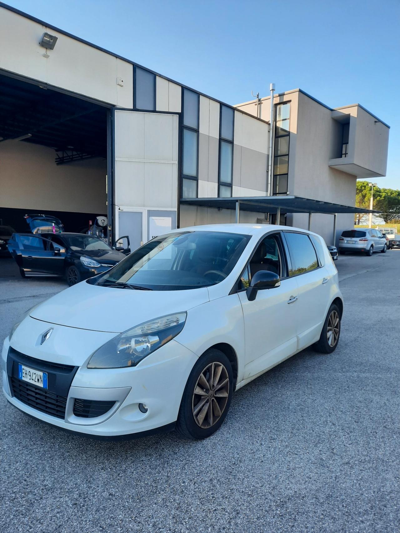 Renault Scenic Scénic X-Mod 1.5 dCi 110CV Luxe