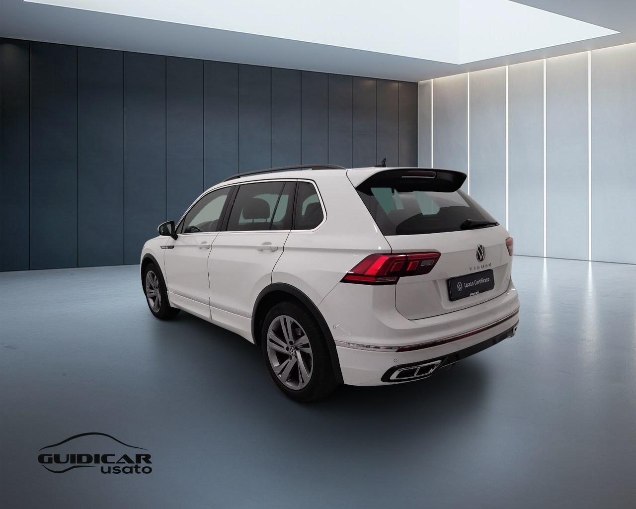 VOLKSWAGEN Tiguan II 2021 - Tiguan 1.5 tsi R-Line 150cv dsg
