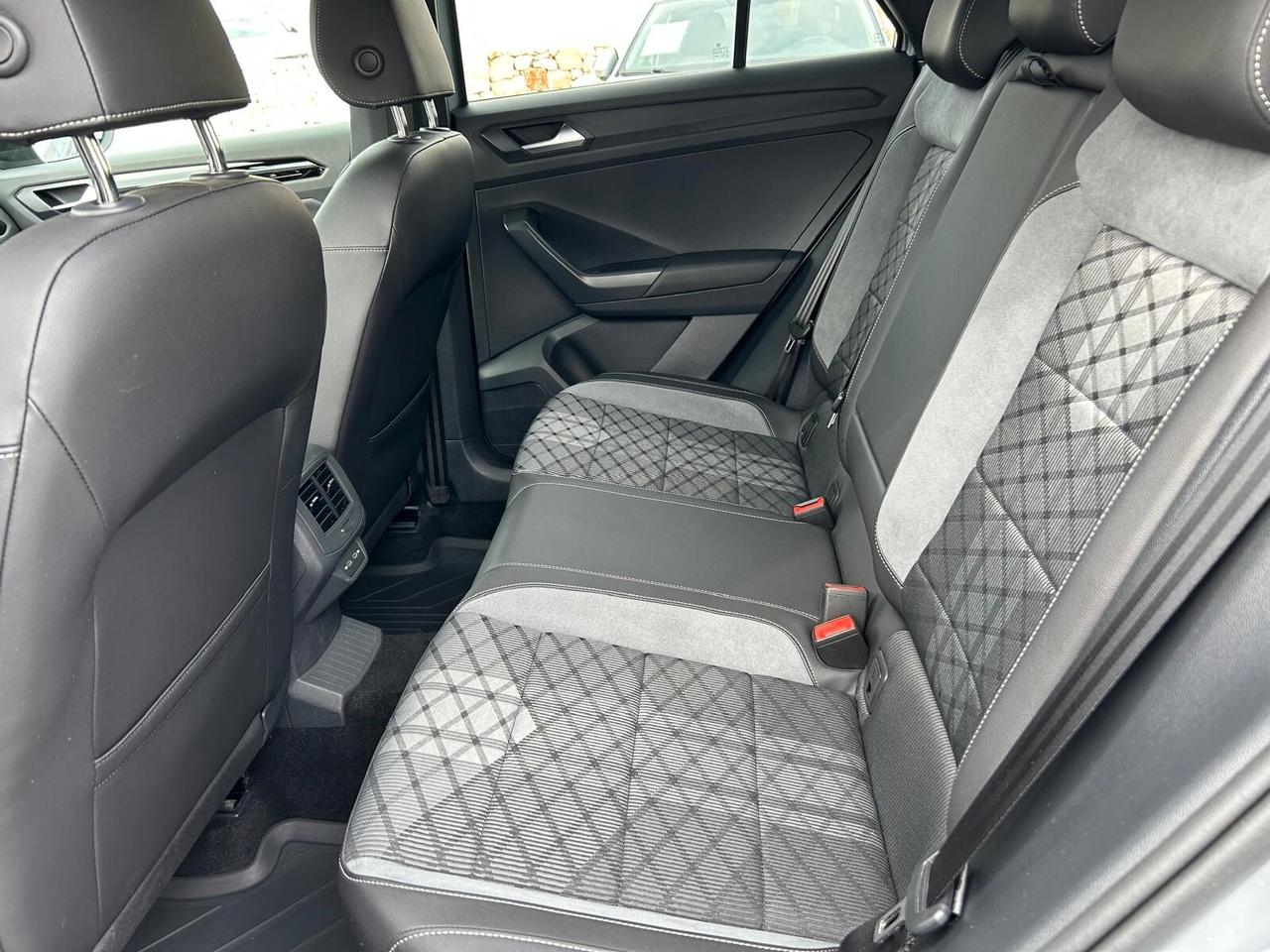 Volkswagen T-Roc 2.0 TDI SCR R-Line