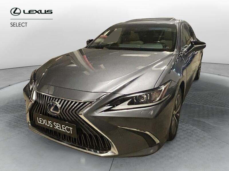 Lexus ES Hybrid Business