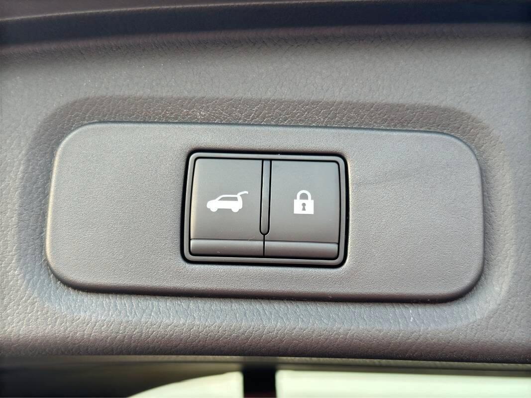 Nissan Qashqai KM0 1.3 mhev Tekna 2wd 158cv AUTOM E TETTO PANORAM