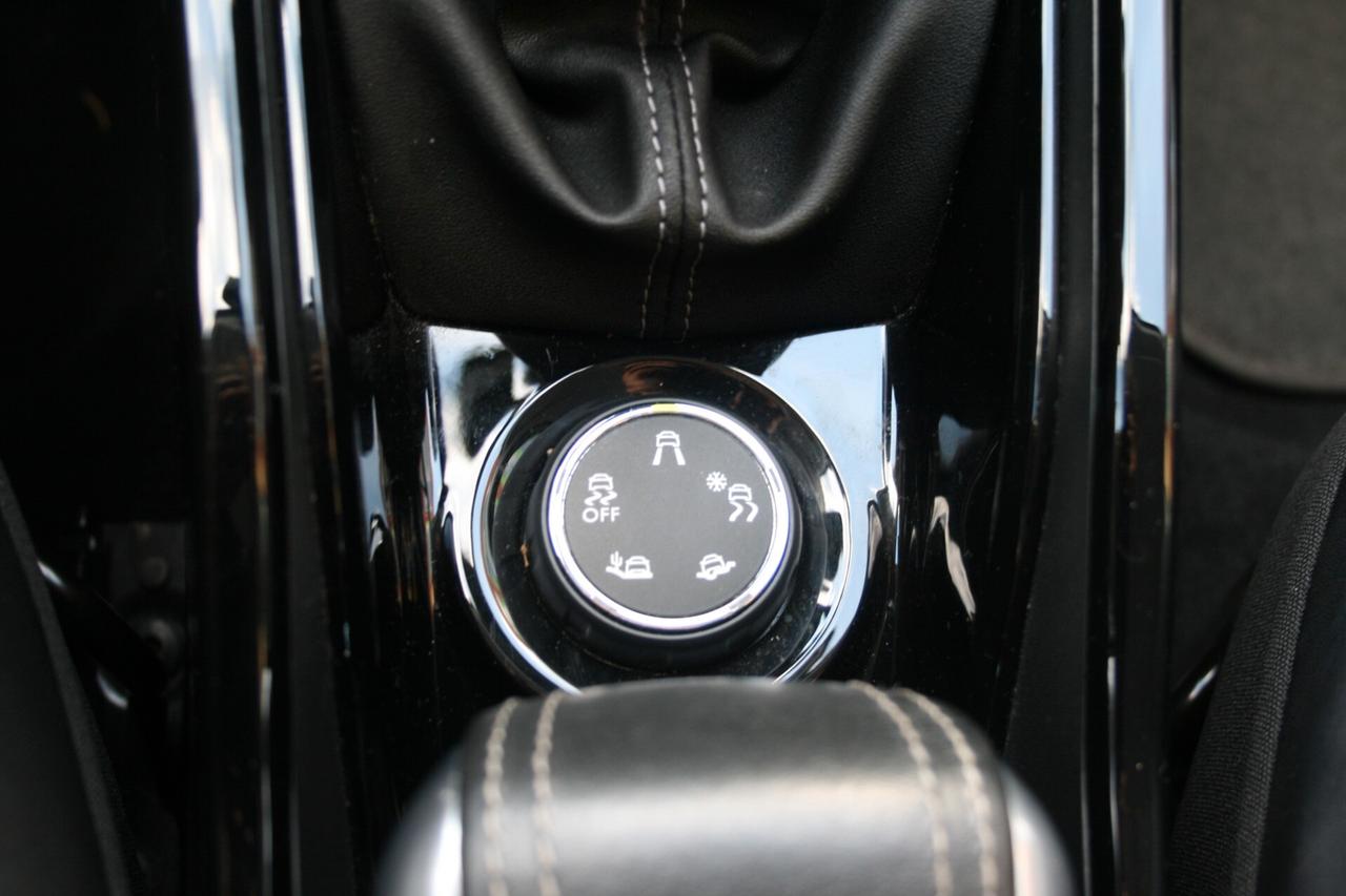 Peugeot 2008 1.6 e-HDi 92 CV Stop&Start Allure