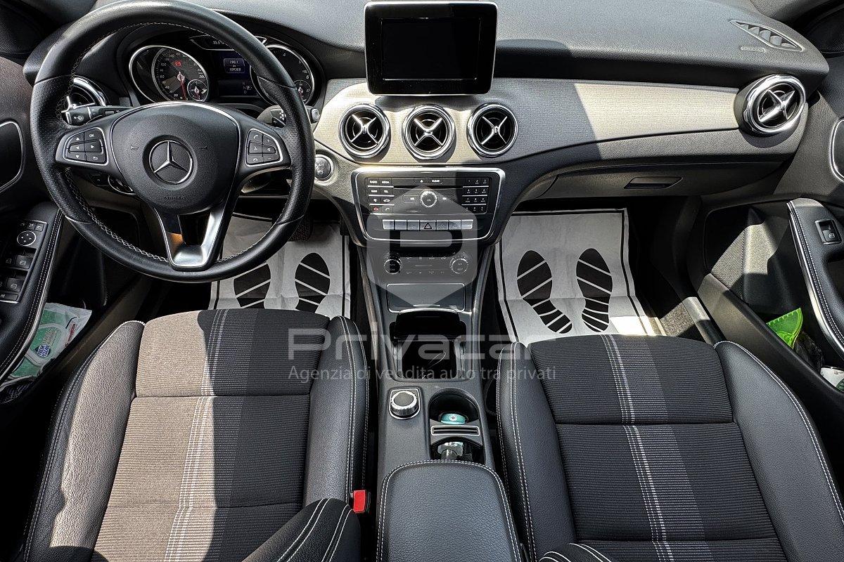 MERCEDES GLA 180 d Automatic Sport