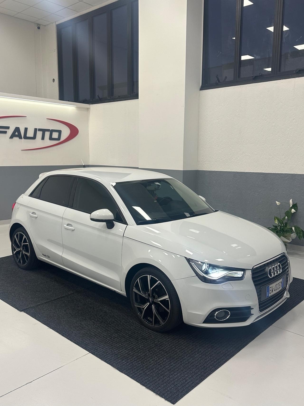 Audi A1 1.6 TDI S tronic line edition