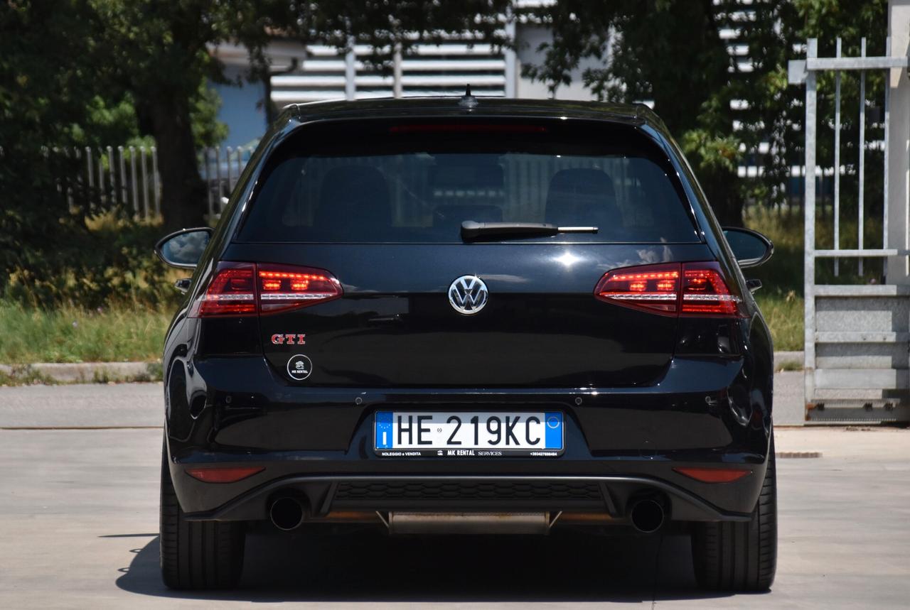 Volkswagen Golf GTI Performance 2.0 TSI DSG 5p. BlueMotion Technology