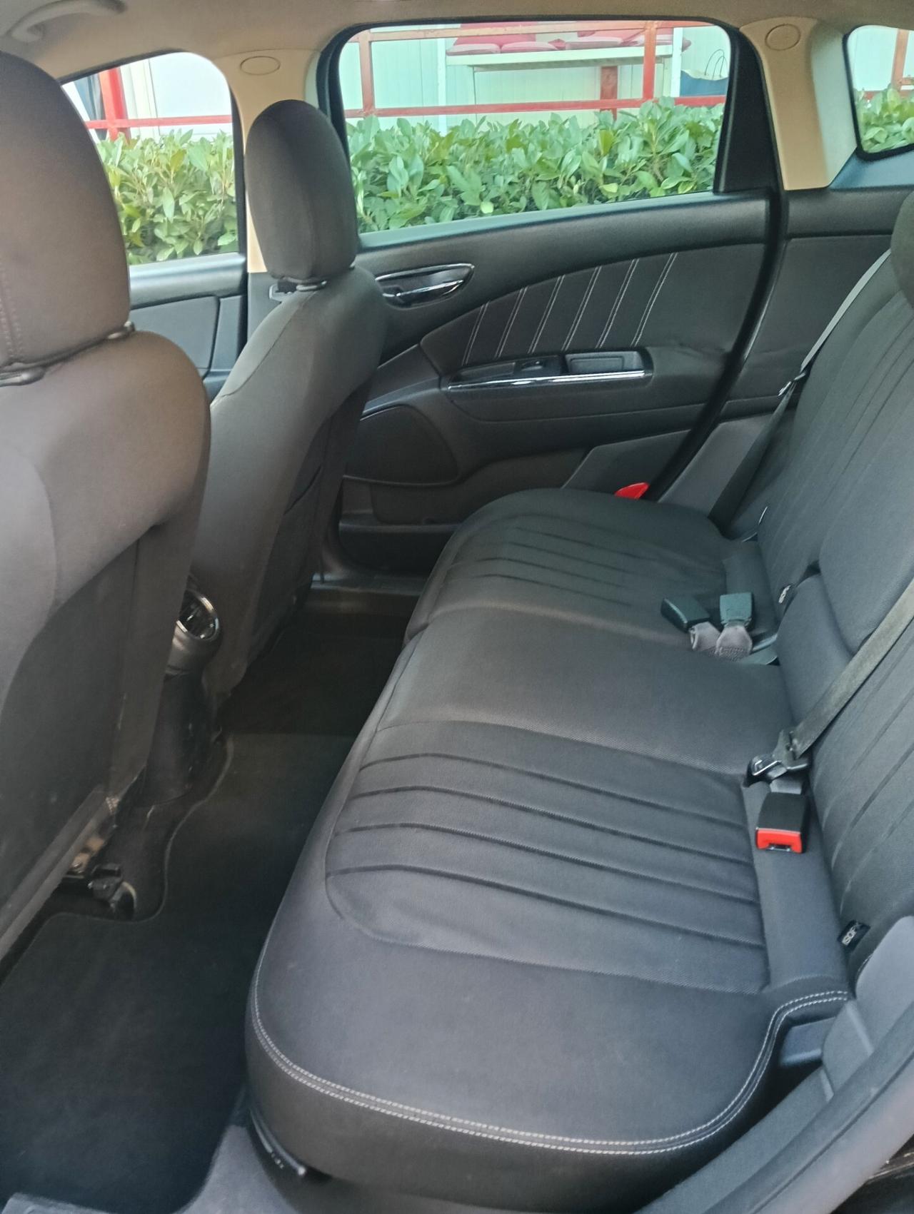 Lancia Delta 1.6 MJT DPF Argento