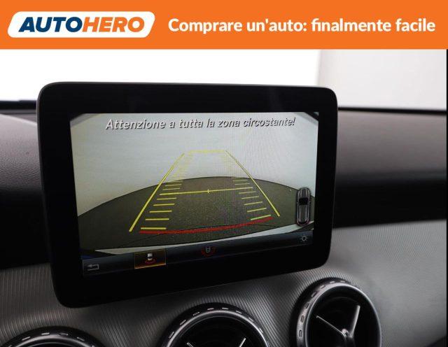 MERCEDES-BENZ GLA 180 Sport