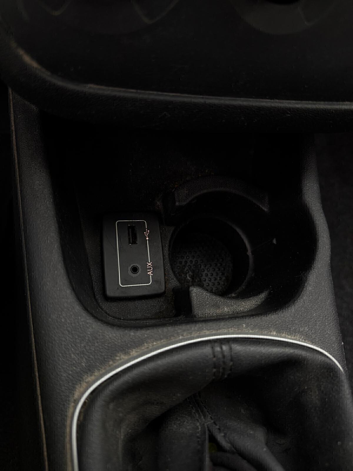 2016 Fiat Punto 1.4 8V 5 porte Natural Power Lounge